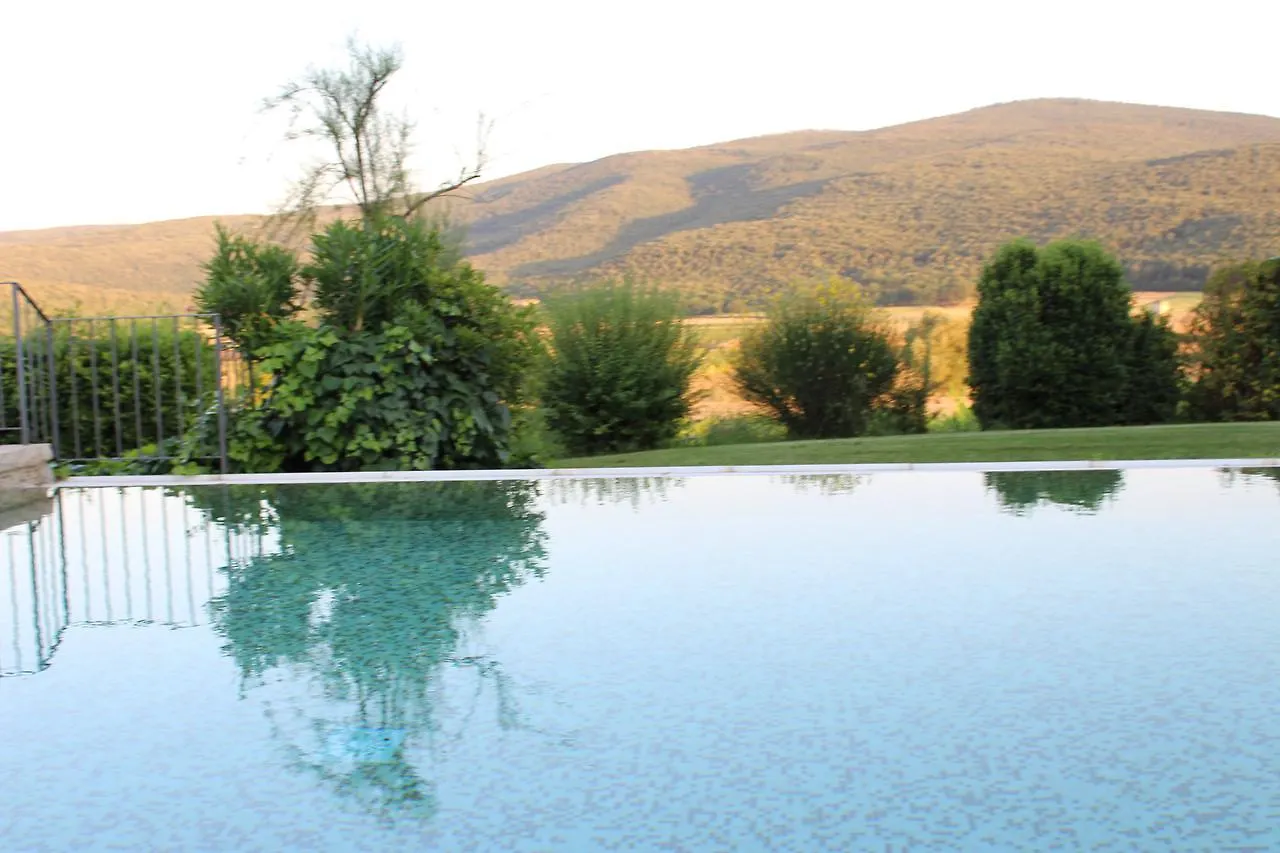 Il Colombaio Winery & Rooms Monteriggioni 0*,  Italy