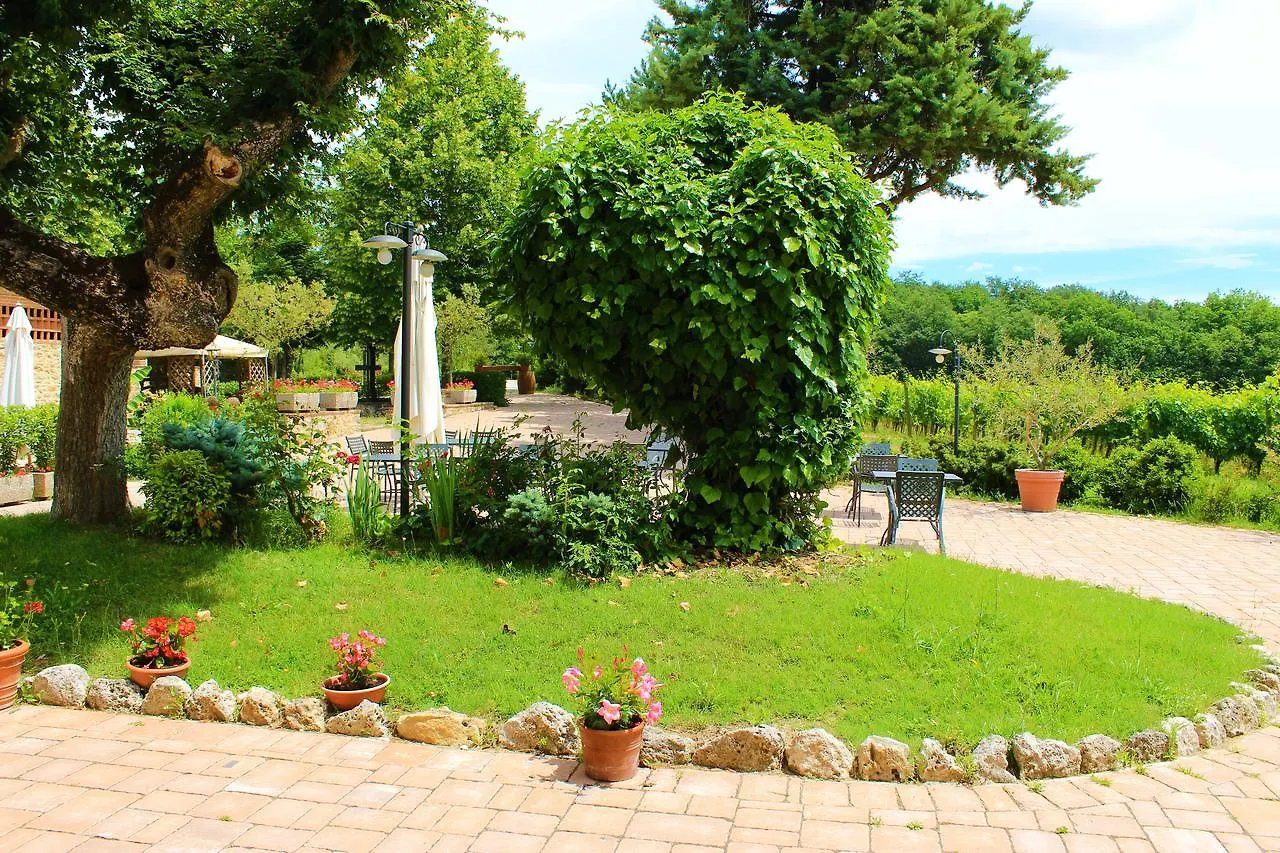 Il Colombaio Winery & Rooms Monteriggioni Farm stay