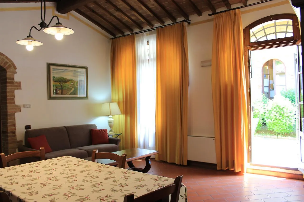 Farm stay Il Colombaio Winery & Rooms Monteriggioni